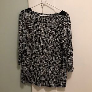 Jones New York black and white top